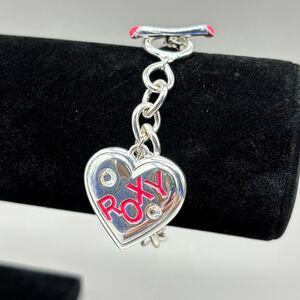 Roxy Bracelet Heart Charm Silver Tone Toggle Pink Enamel Logo Y2K Rhinestones